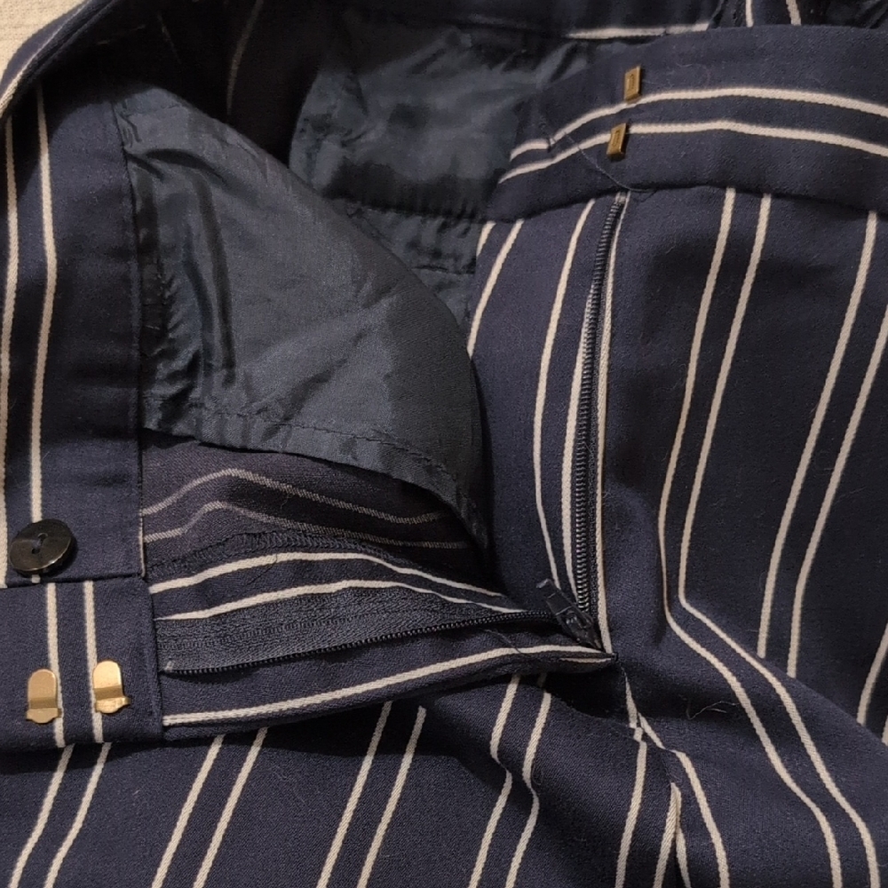 Michael Kors Navy And White Striped Pants - Picture 5 of 6
